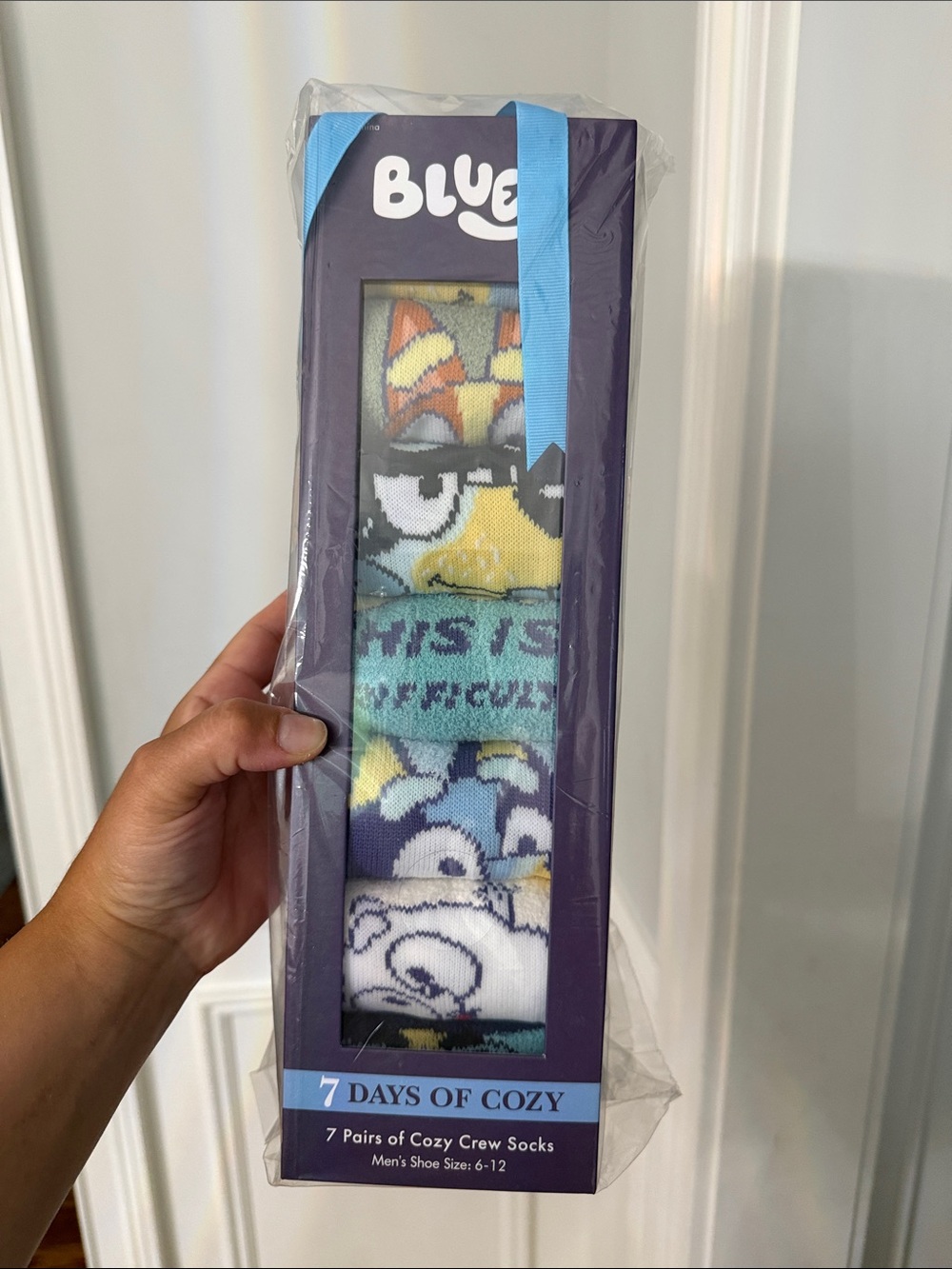 Bluey 7 Days of Cozy Men's Crew Socks - Multi-Color Pack NIB